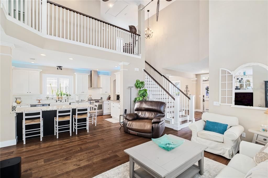 Active With Contract: $910,000 (3 beds, 2 baths, 2453 Square Feet)