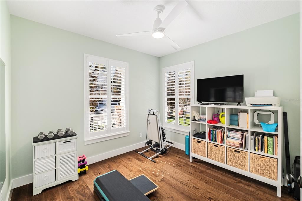 Active With Contract: $910,000 (3 beds, 2 baths, 2453 Square Feet)