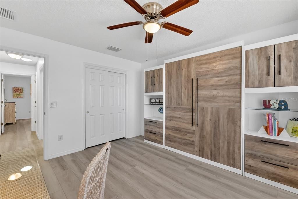 For Sale: $539,000 (3 beds, 2 baths, 1392 Square Feet)