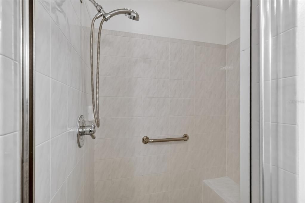 For Sale: $539,000 (3 beds, 2 baths, 1392 Square Feet)