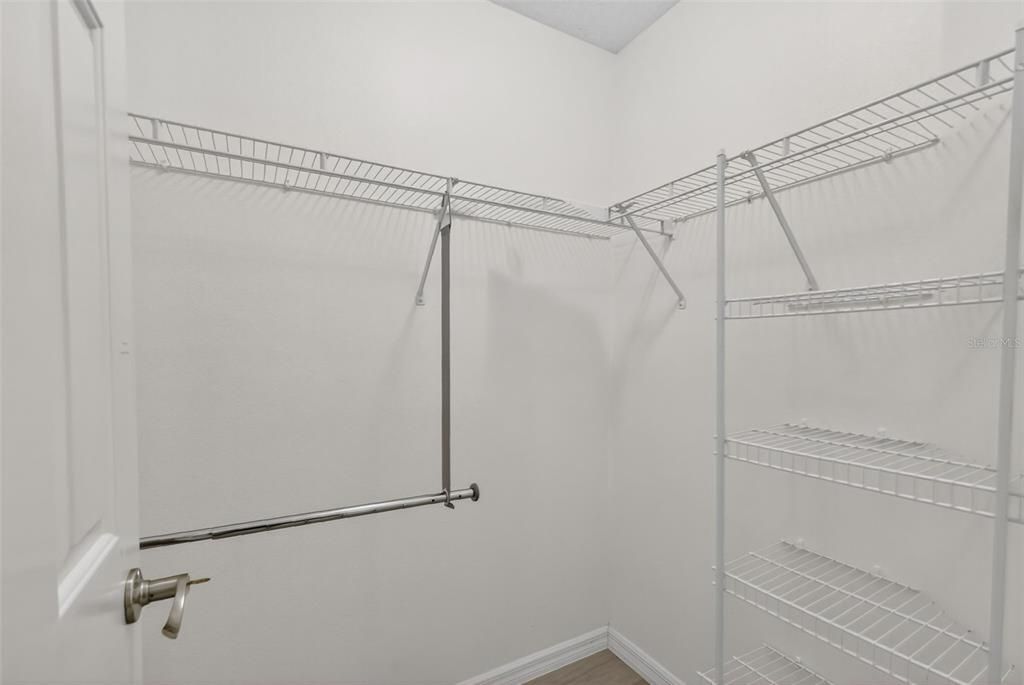 For Sale: $539,000 (3 beds, 2 baths, 1392 Square Feet)