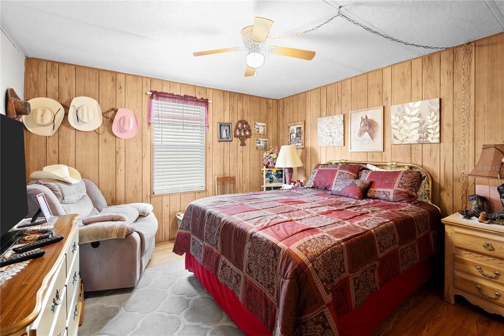 En Venta: $129,900 (2 camas, 2 baños, 1056 Pies cuadrados)