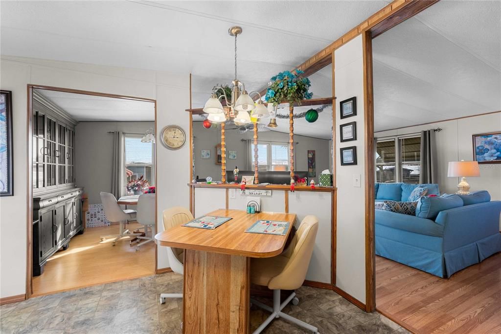 En Venta: $129,900 (2 camas, 2 baños, 1056 Pies cuadrados)