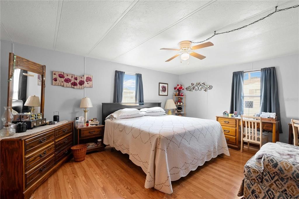 En Venta: $129,900 (2 camas, 2 baños, 1056 Pies cuadrados)