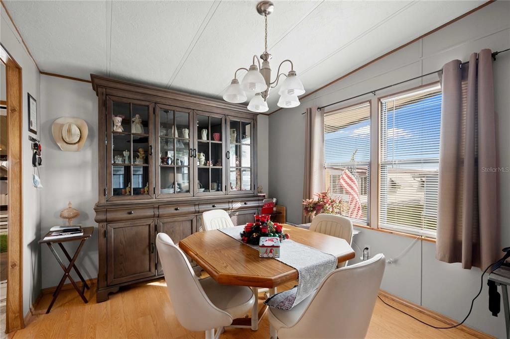 En Venta: $129,900 (2 camas, 2 baños, 1056 Pies cuadrados)