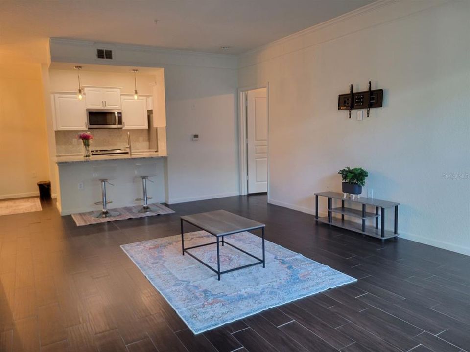For Rent: $1,650 (2 beds, 2 baths, 1144 Square Feet)