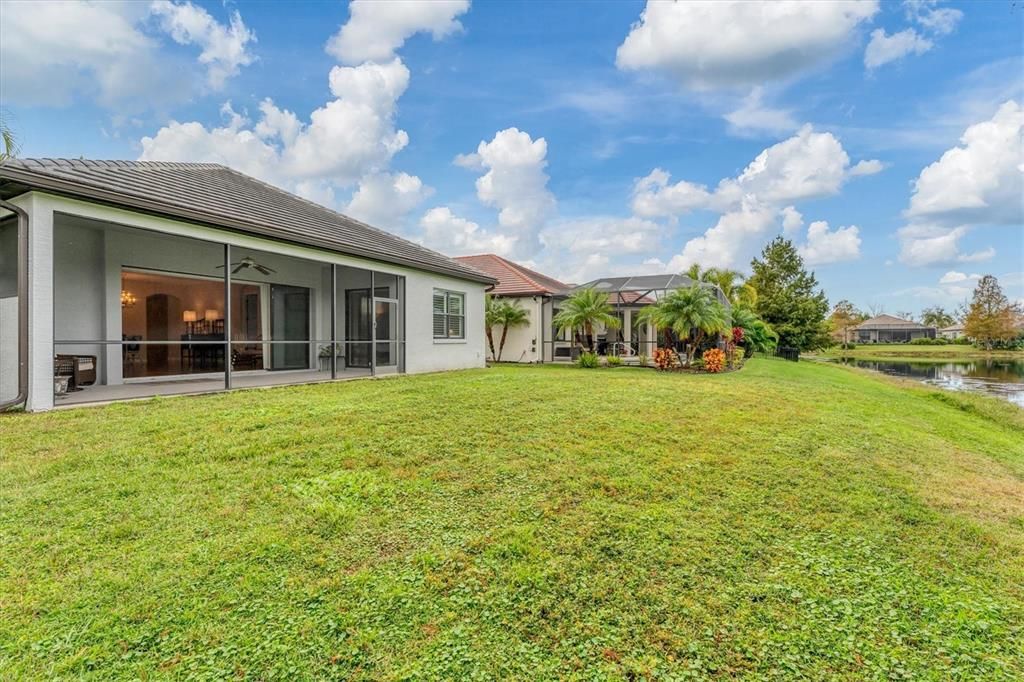 For Sale: $595,000 (2 beds, 2 baths, 1901 Square Feet)