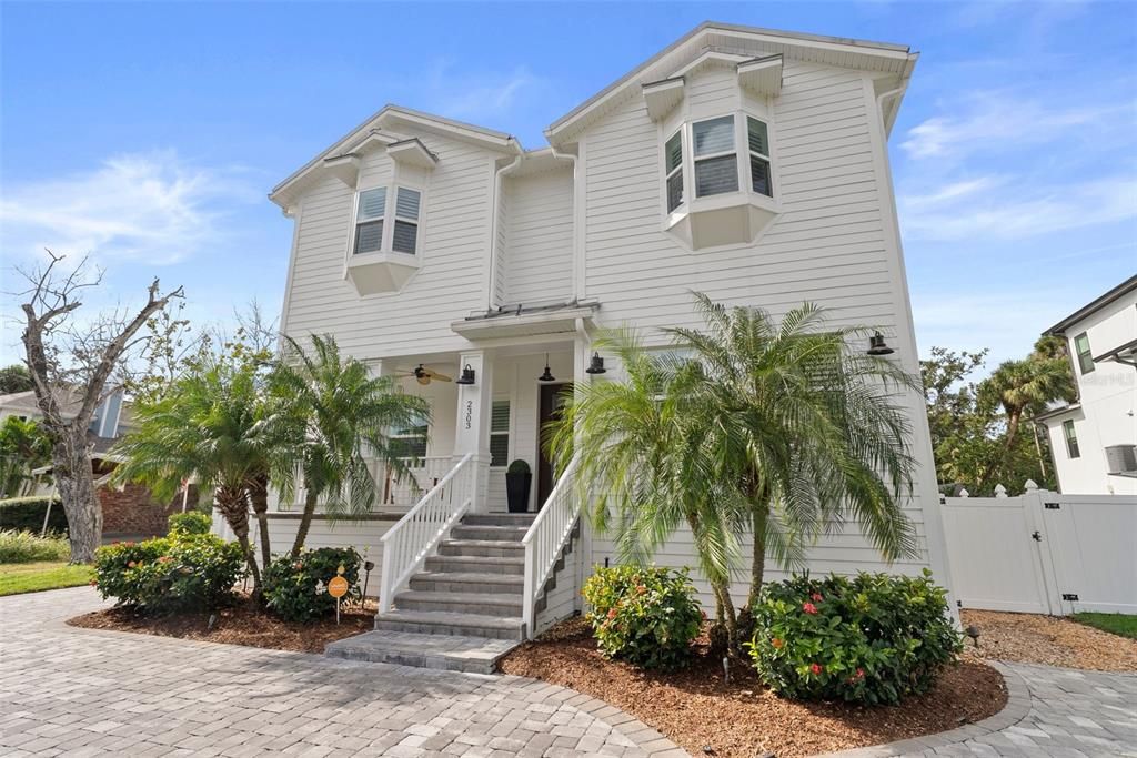 待售: $1,625,000 (4 贝兹, 3 浴室, 3375 平方英尺)