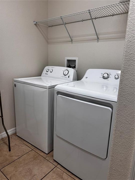 出租: $3,000 (3 贝兹, 2 浴室, 1755 平方英尺)