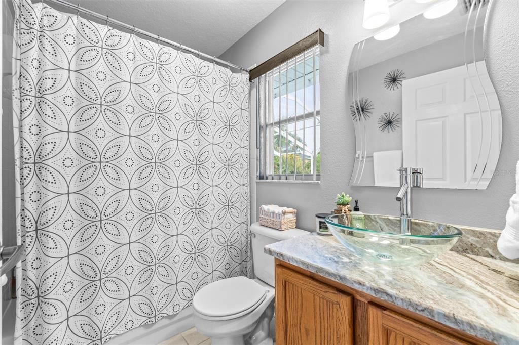 En Venta: $385,000 (3 camas, 2 baños, 1455 Pies cuadrados)