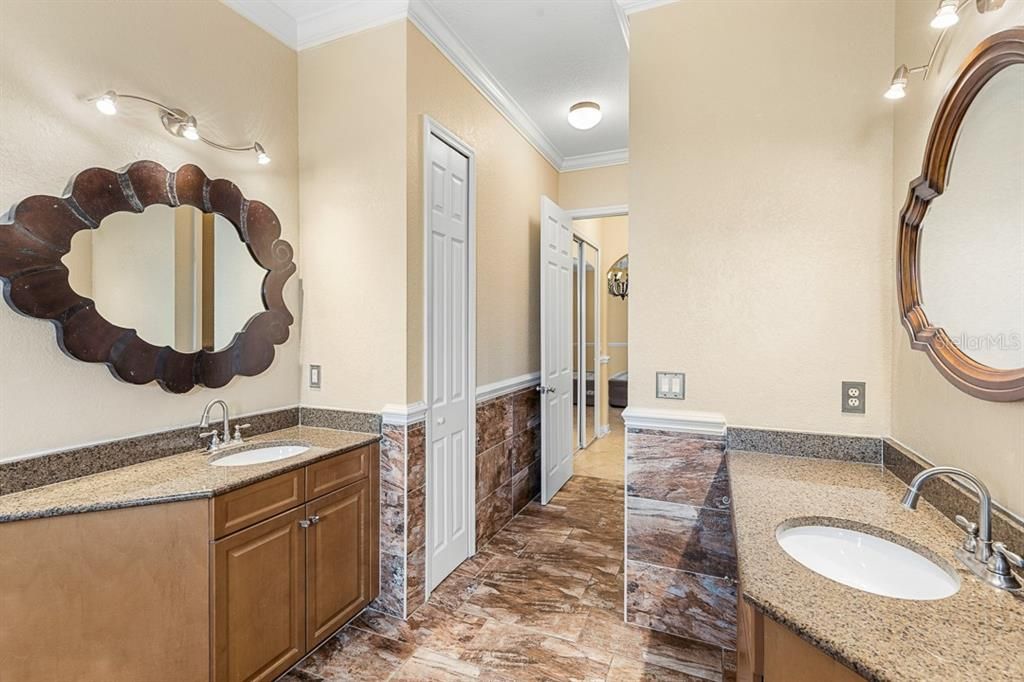 На продажу: $525,000 (5 спален, 3 ванн, 3136 Квадратных фут)