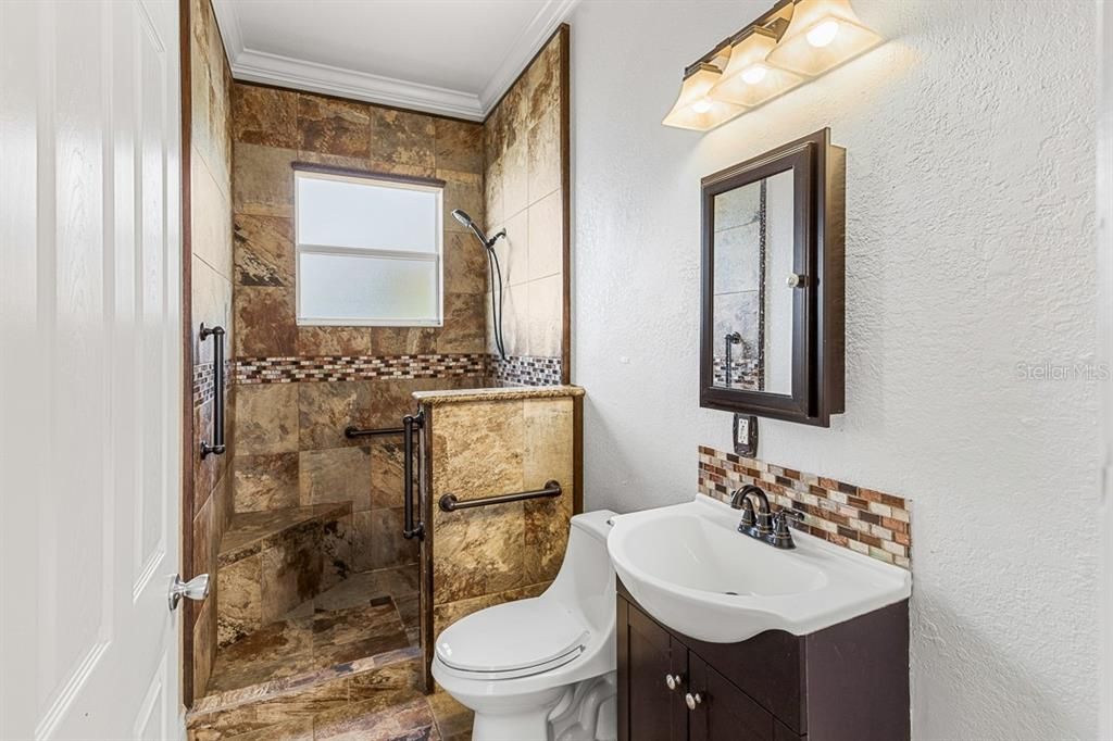 На продажу: $525,000 (5 спален, 3 ванн, 3136 Квадратных фут)