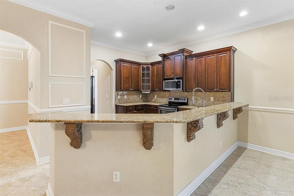 На продажу: $525,000 (5 спален, 3 ванн, 3136 Квадратных фут)