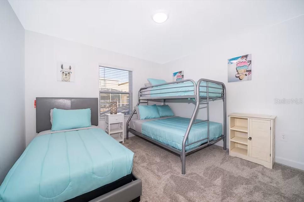 For Rent: $2,650 (4 beds, 3 baths, 1914 Square Feet)