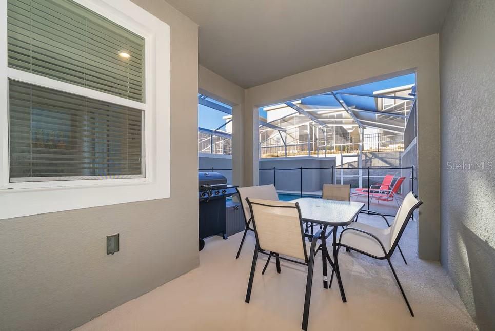 For Rent: $2,650 (4 beds, 3 baths, 1914 Square Feet)