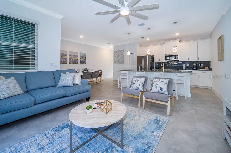 For Rent: $2,650 (4 beds, 3 baths, 1914 Square Feet)