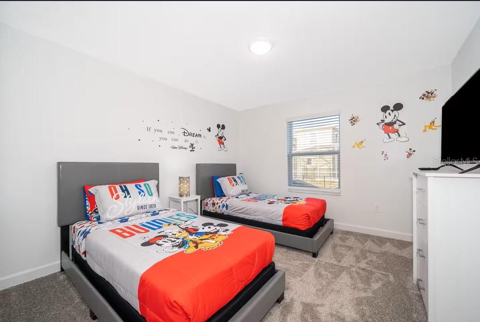 For Rent: $2,650 (4 beds, 3 baths, 1914 Square Feet)