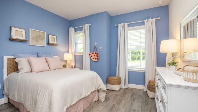 For Sale: $419,900 (3 beds, 2 baths, 1989 Square Feet)