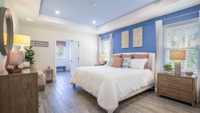 For Sale: $419,900 (3 beds, 2 baths, 1989 Square Feet)