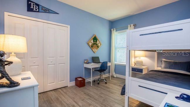 For Sale: $419,900 (3 beds, 2 baths, 1989 Square Feet)