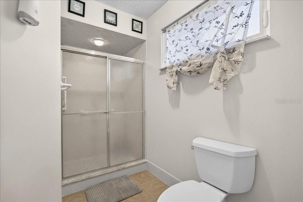 For Sale: $179,000 (2 beds, 2 baths, 960 Square Feet)