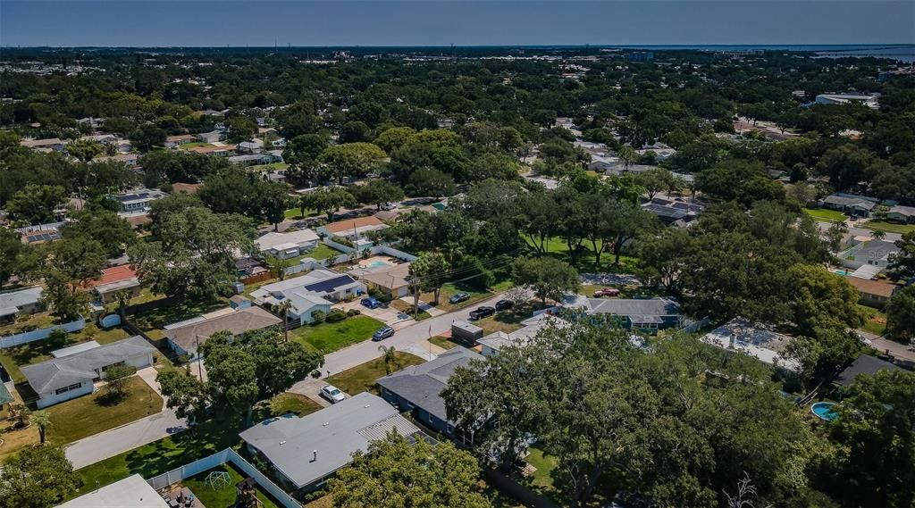 For Sale: $479,900 (3 beds, 3 baths, 1729 Square Feet)