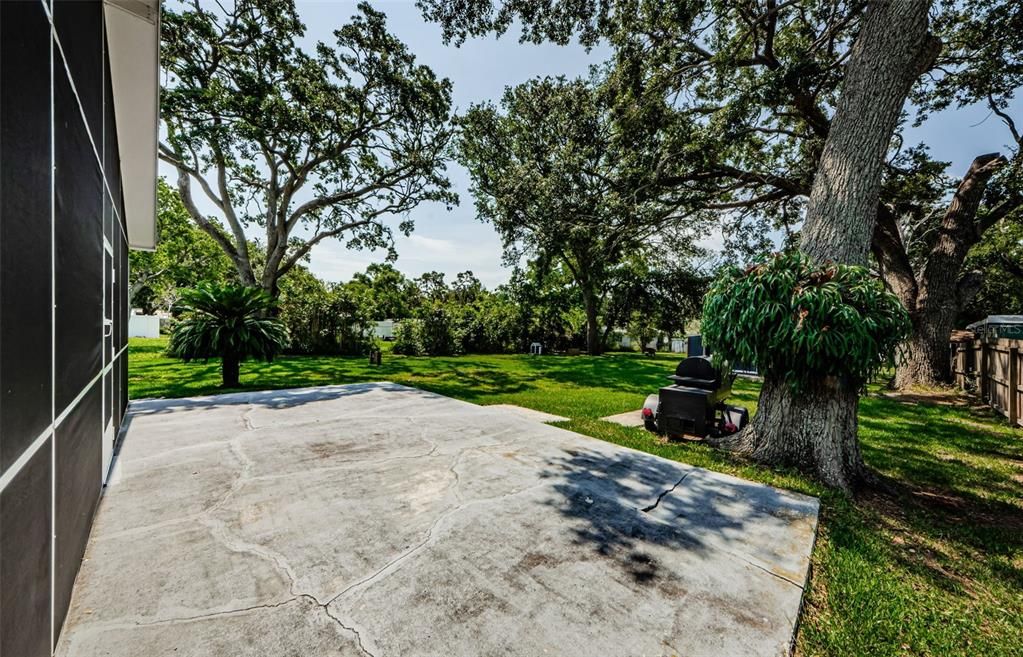 For Sale: $479,900 (3 beds, 3 baths, 1729 Square Feet)