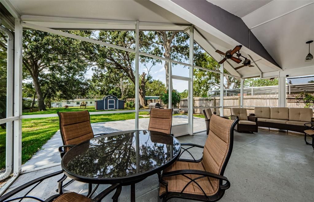 For Sale: $479,900 (3 beds, 3 baths, 1729 Square Feet)