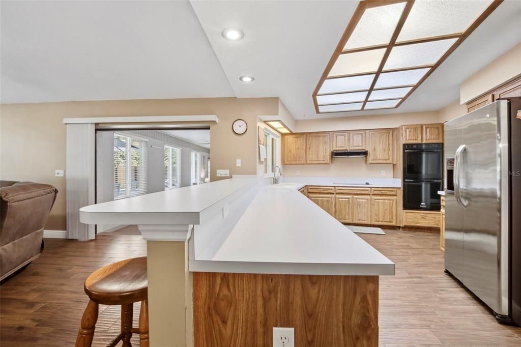 For Sale: $875,000 (4 beds, 3 baths, 3694 Square Feet)