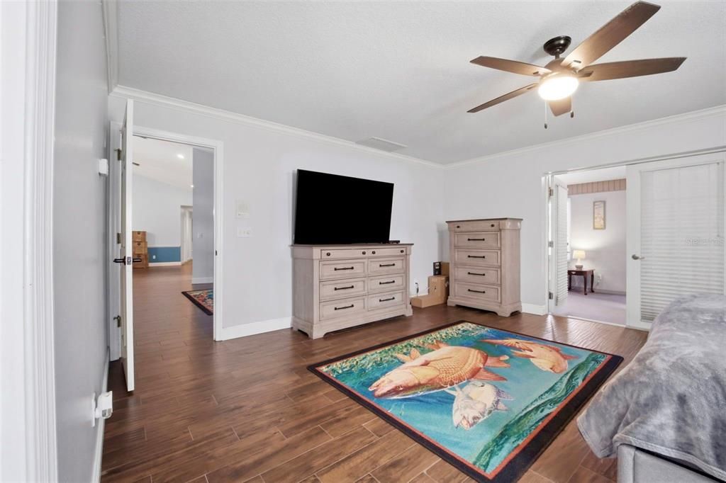 For Sale: $875,000 (4 beds, 3 baths, 3694 Square Feet)