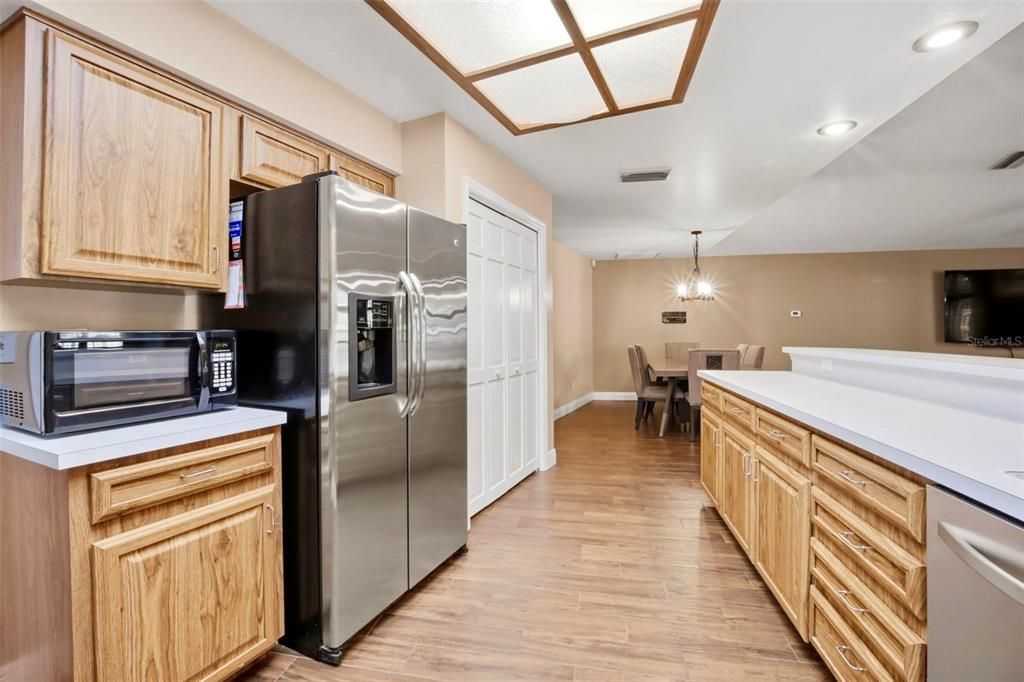 For Sale: $875,000 (4 beds, 3 baths, 3694 Square Feet)