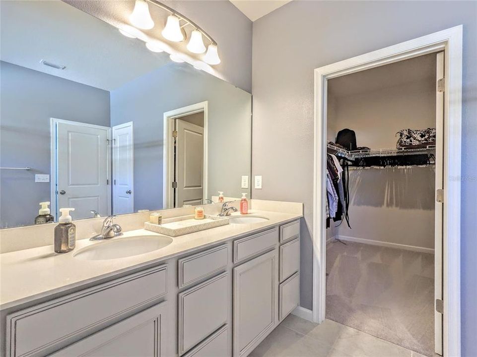 For Rent: $2,795 (4 beds, 2 baths, 1808 Square Feet)