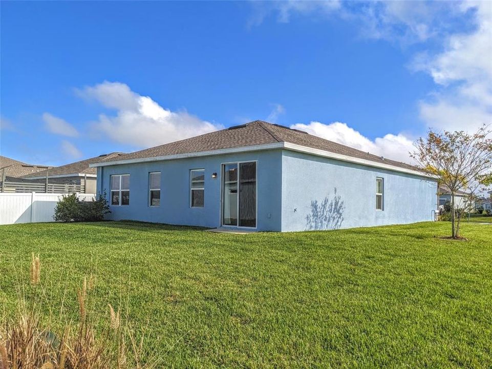 For Rent: $2,795 (4 beds, 2 baths, 1808 Square Feet)