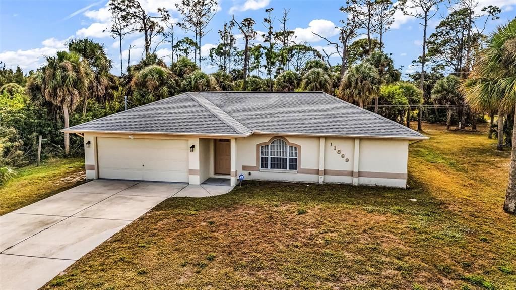 For Sale: $279,000 (3 beds, 2 baths, 1140 Square Feet)