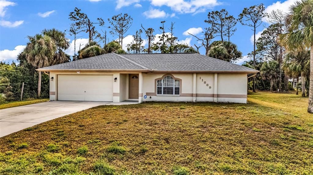 For Sale: $279,000 (3 beds, 2 baths, 1140 Square Feet)