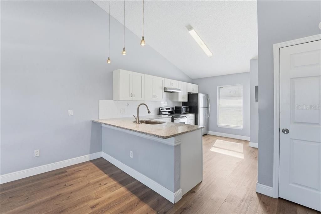 For Rent: $1,495 (2 beds, 2 baths, 840 Square Feet)