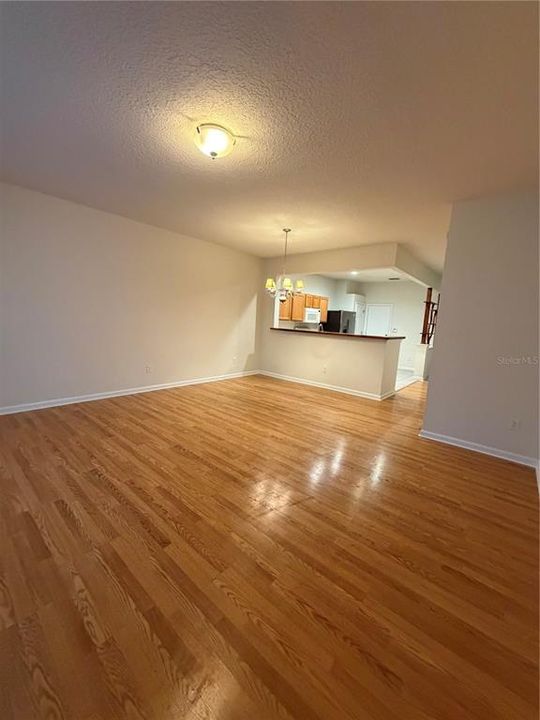 В аренду: $1,650 (3 спален, 2 ванн, 1584 Квадратных фут)