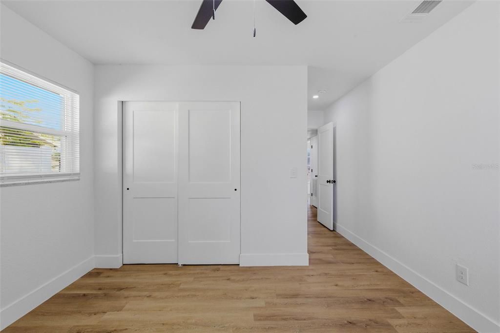 For Sale: $389,000 (3 beds, 2 baths, 1146 Square Feet)