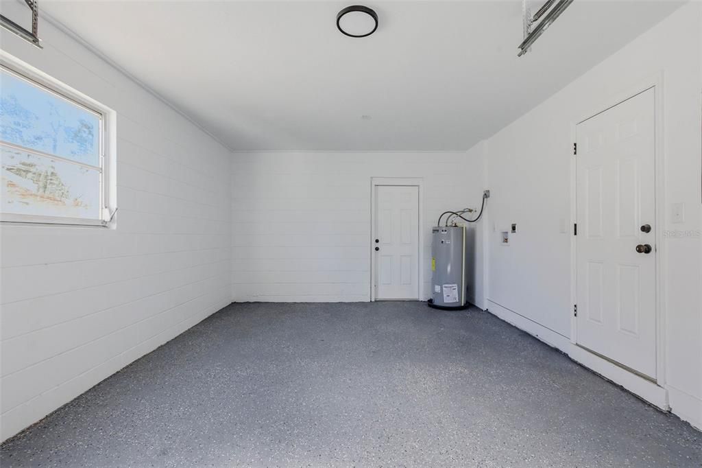 For Sale: $389,000 (3 beds, 2 baths, 1146 Square Feet)