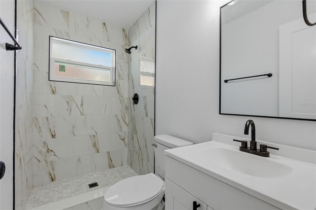 For Sale: $389,000 (3 beds, 2 baths, 1146 Square Feet)