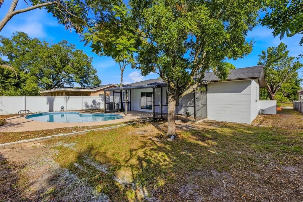 For Sale: $389,000 (3 beds, 2 baths, 1146 Square Feet)