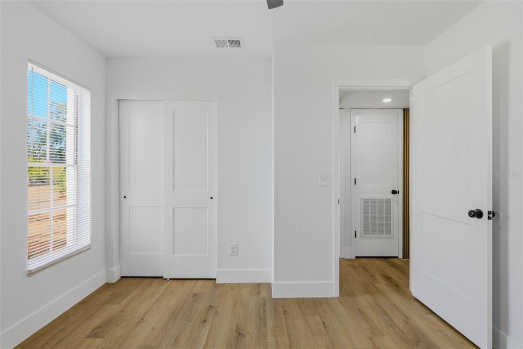 For Sale: $389,000 (3 beds, 2 baths, 1146 Square Feet)