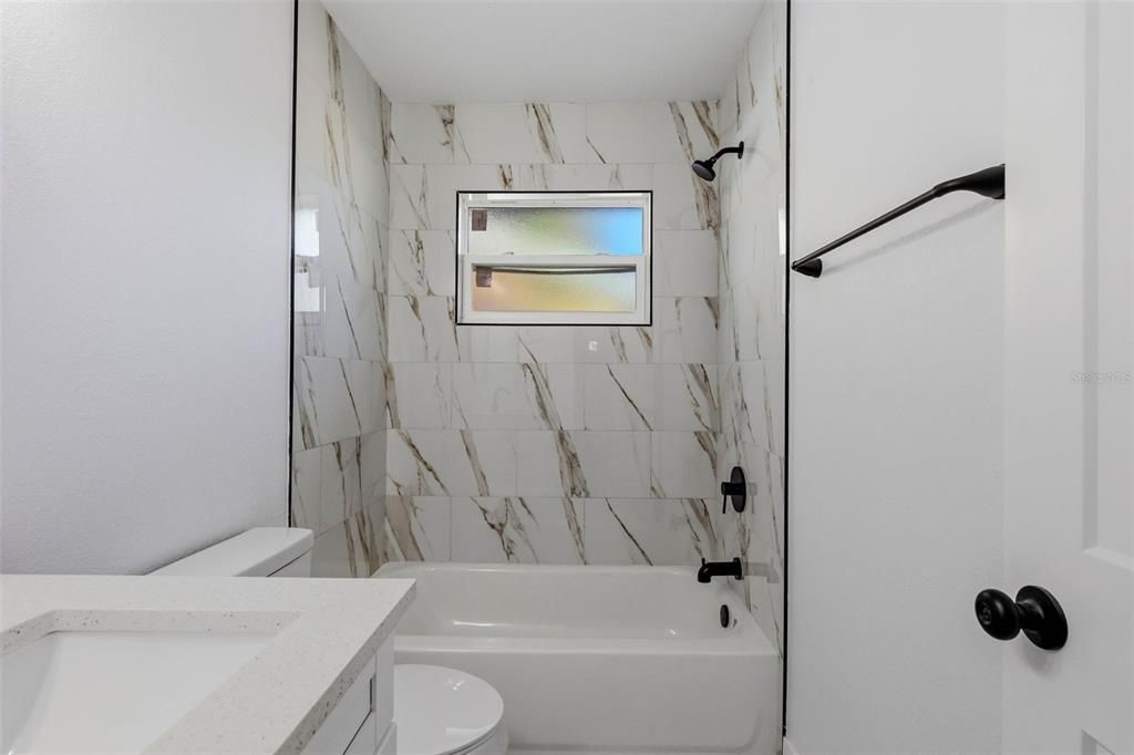 For Sale: $389,000 (3 beds, 2 baths, 1146 Square Feet)