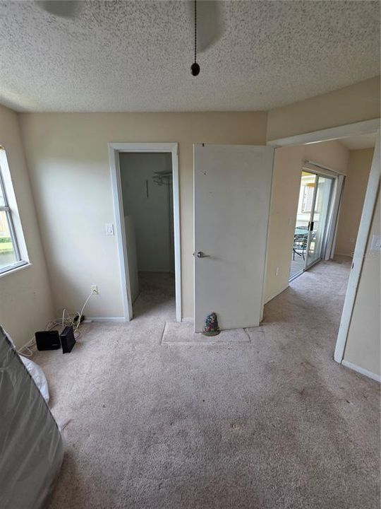 For Sale: $199,000 (1 beds, 1 baths, 524 Square Feet)