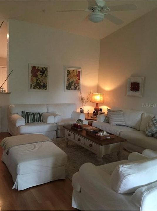 For Rent: $2,350 (3 beds, 2 baths, 1857 Square Feet)