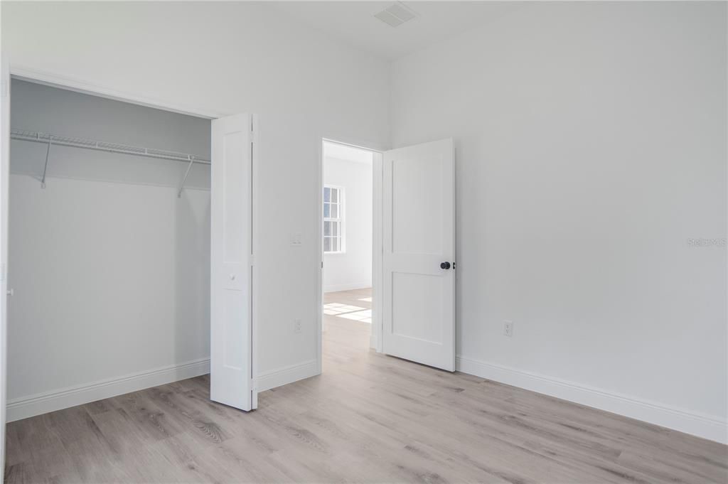 En Venta: $309,990 (4 camas, 3 baños, 1897 Pies cuadrados)