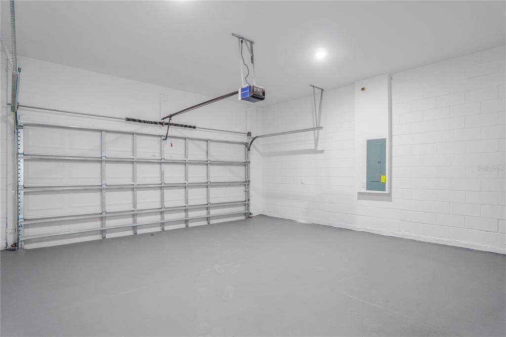 En Venta: $309,990 (4 camas, 3 baños, 1897 Pies cuadrados)