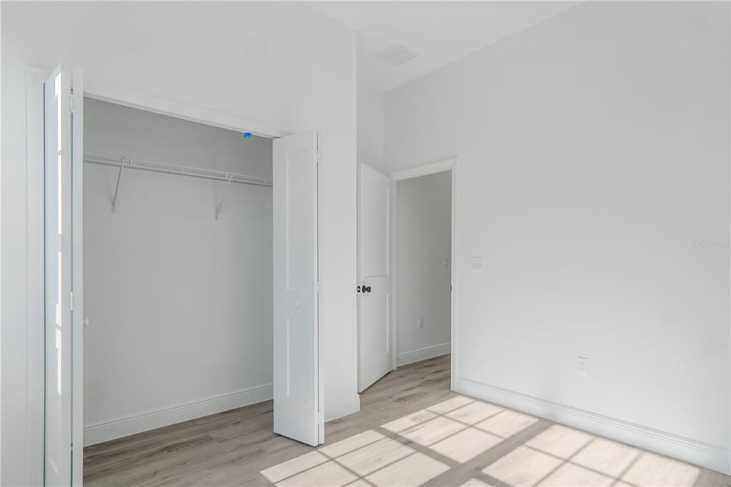 En Venta: $309,990 (4 camas, 3 baños, 1897 Pies cuadrados)