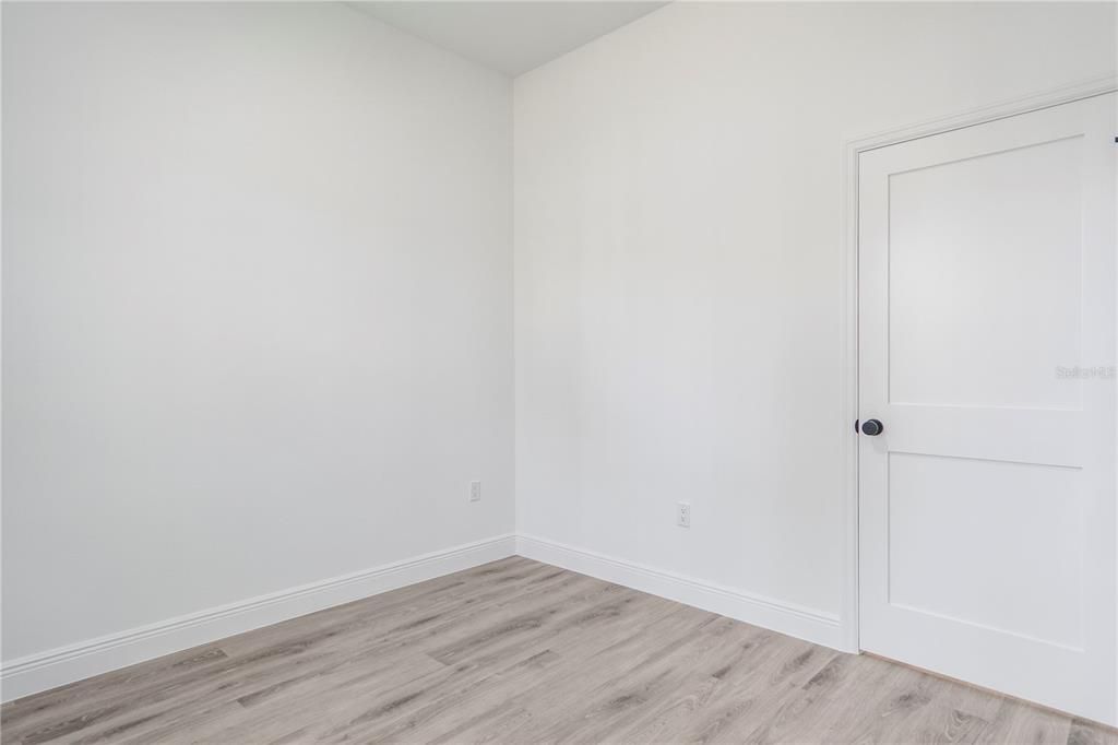 En Venta: $309,990 (4 camas, 3 baños, 1897 Pies cuadrados)