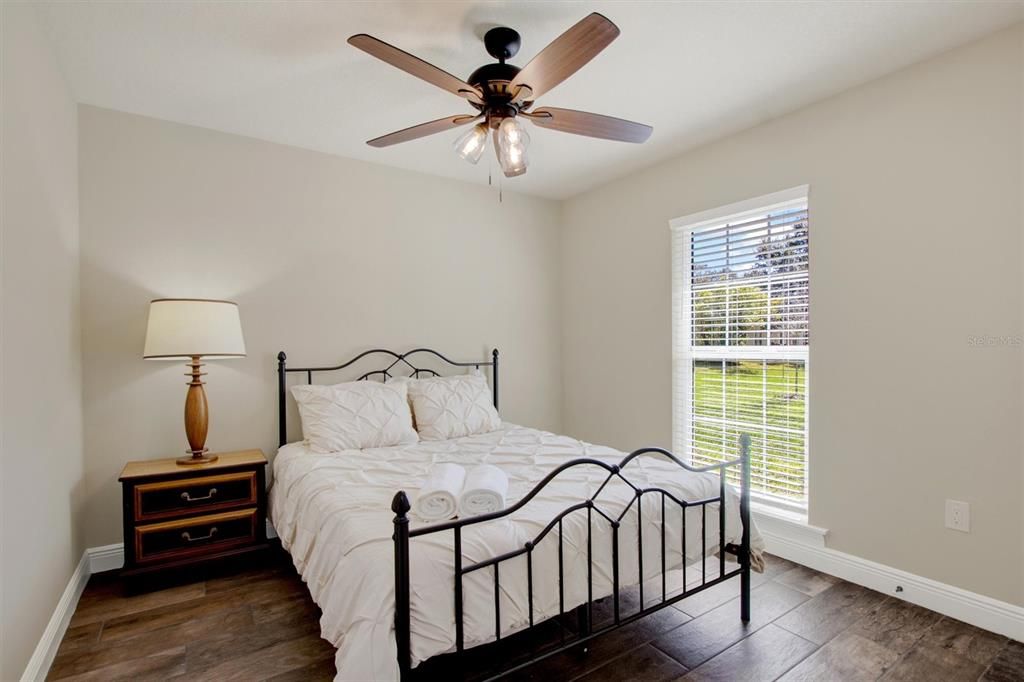 For Rent: $2,800 (3 beds, 2 baths, 2130 Square Feet)